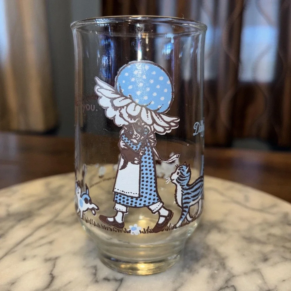 2pc VTG 1974 Kirby Martin Daisy Holly Hobbie‎ 12oz Juice Glass Blue Kittens Cats